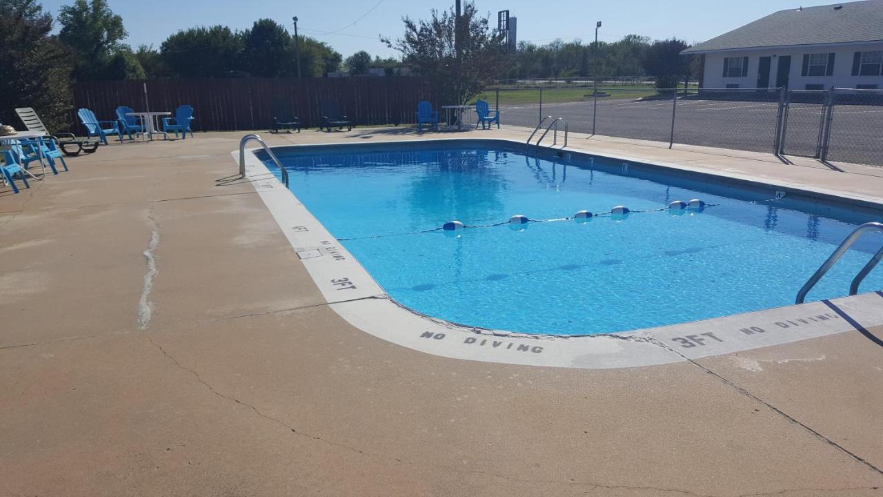 Lake Eufaula Inn & Suites Checotah Eksteriør bilde