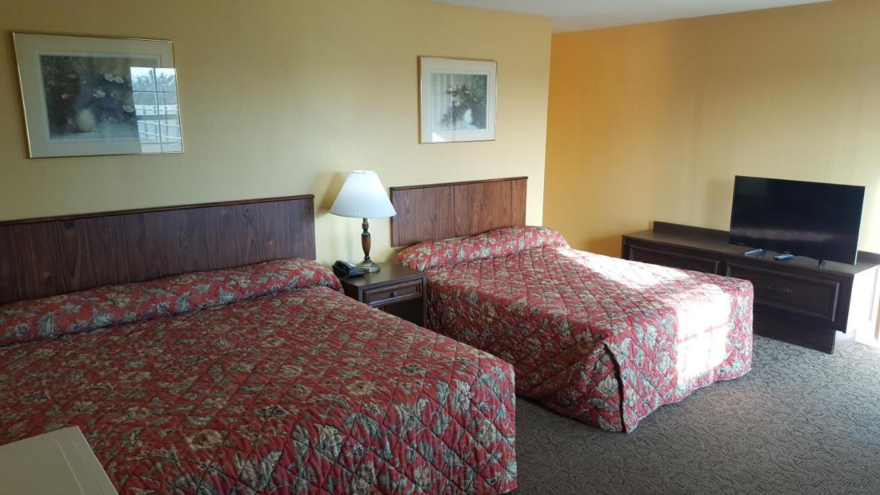 Lake Eufaula Inn & Suites Checotah Eksteriør bilde