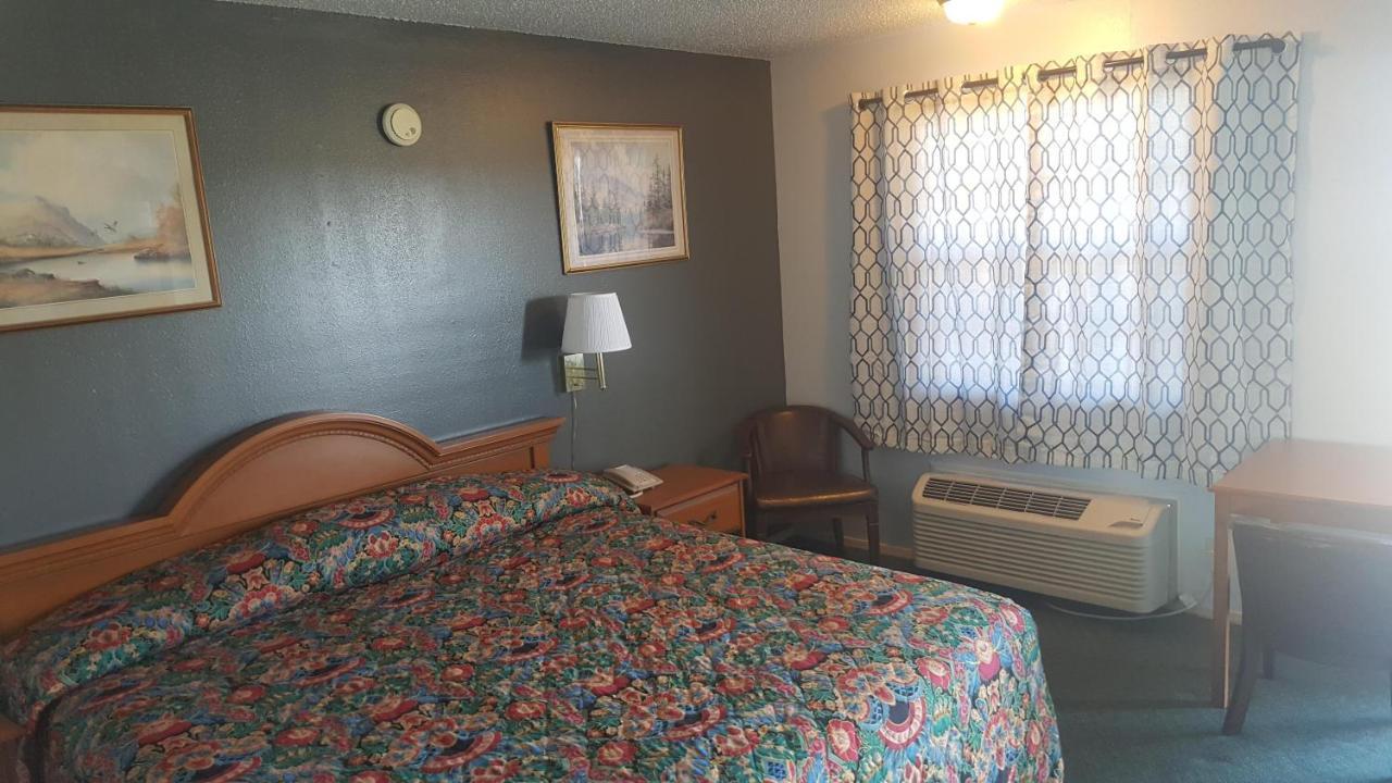 Lake Eufaula Inn & Suites Checotah Eksteriør bilde
